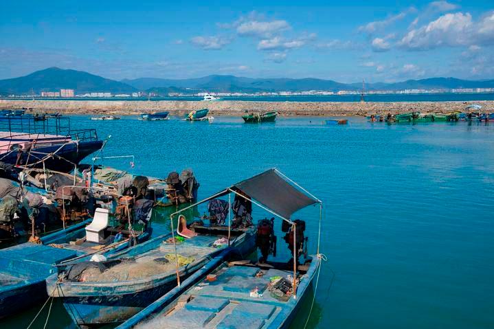 “暖冬行动”温暖旅客回家路