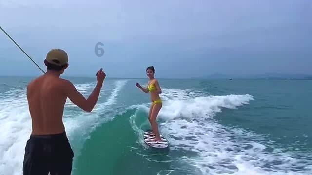 海王星VS僵尸军团